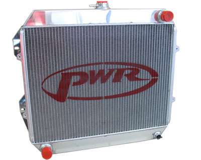 PWR Wasserkuehler Toyota Hilux 4X4 Petrol